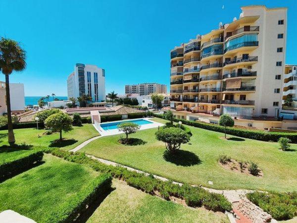 Erisa 1 A Dos Calles De La Playa! Apartamento Torremolinos